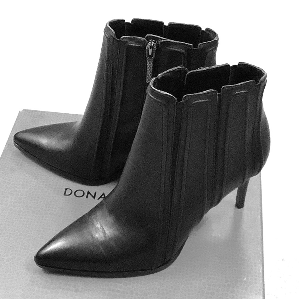 New Donald J Pliner boot